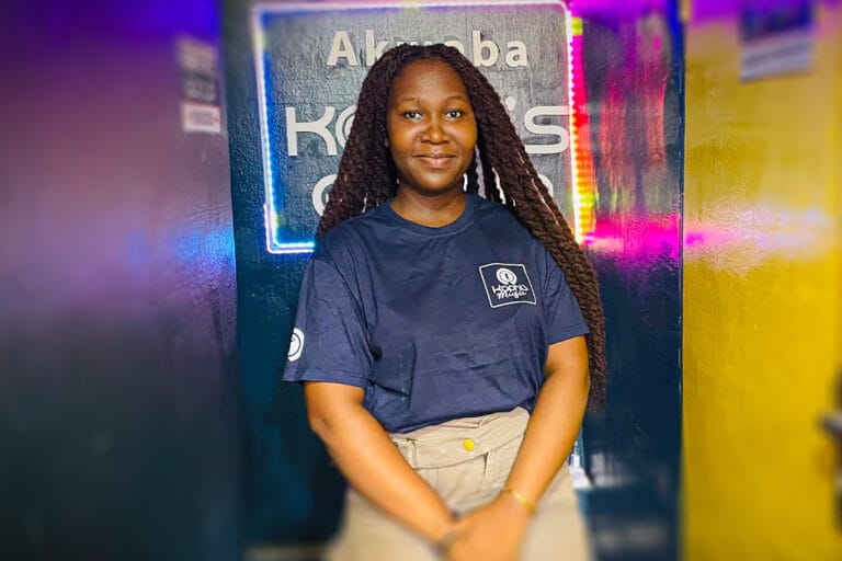 DOLIE REJOINT KOPHI'S MUSIC : LA PREMIÈRE ARTISTE FÉMININE DU LABEL