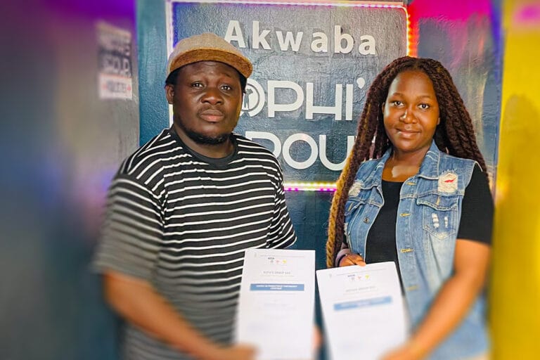 DOLIE REJOINT KOPHI'S MUSIC : LA PREMIÈRE ARTISTE FÉMININE DU LABEL